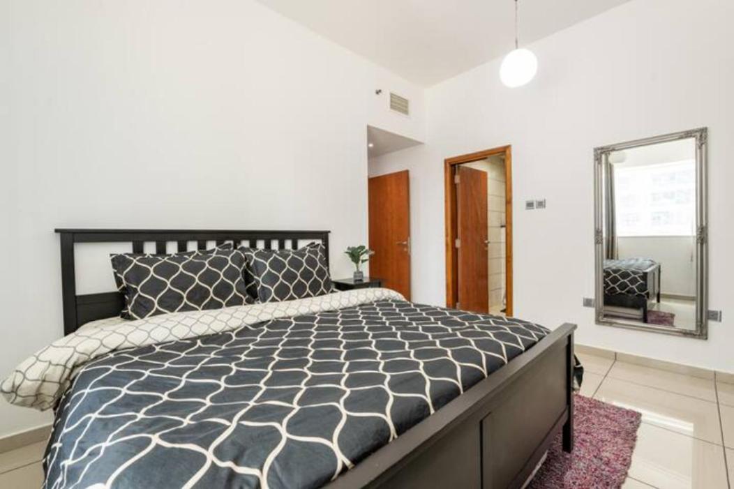 Appartement Lovely Marina - Partial Sea View *