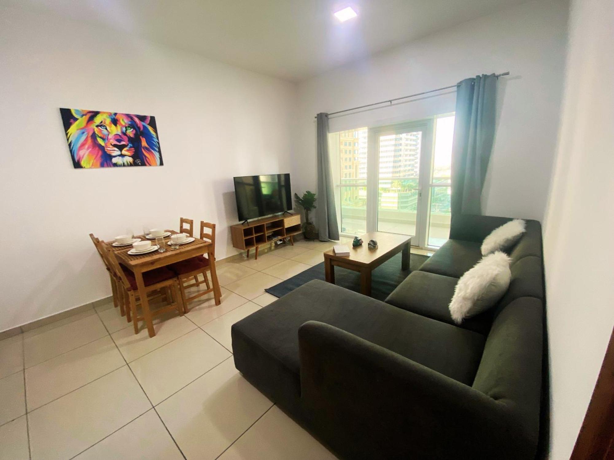Appartement Lovely Marina - Partial Sea View Dubaï