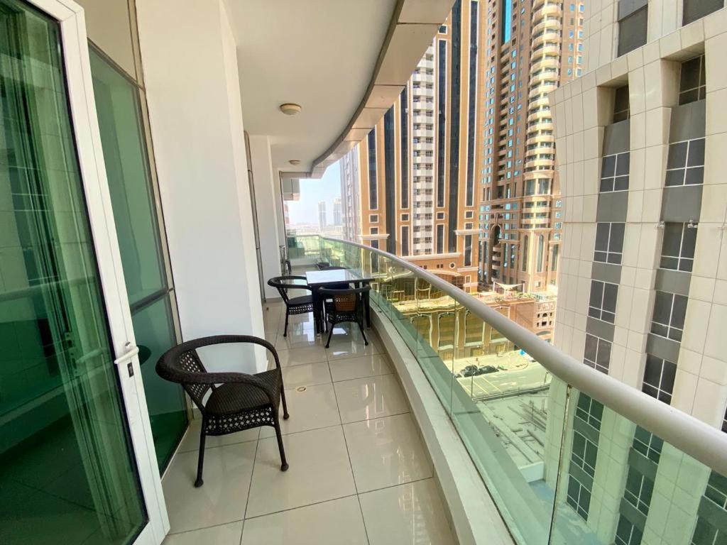 Appartement Lovely Marina - Partial Sea View